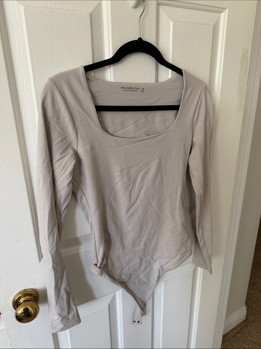 Abercrombie & Fitch Scoop Neck Long Sleeve Bodysuit - Taupe
